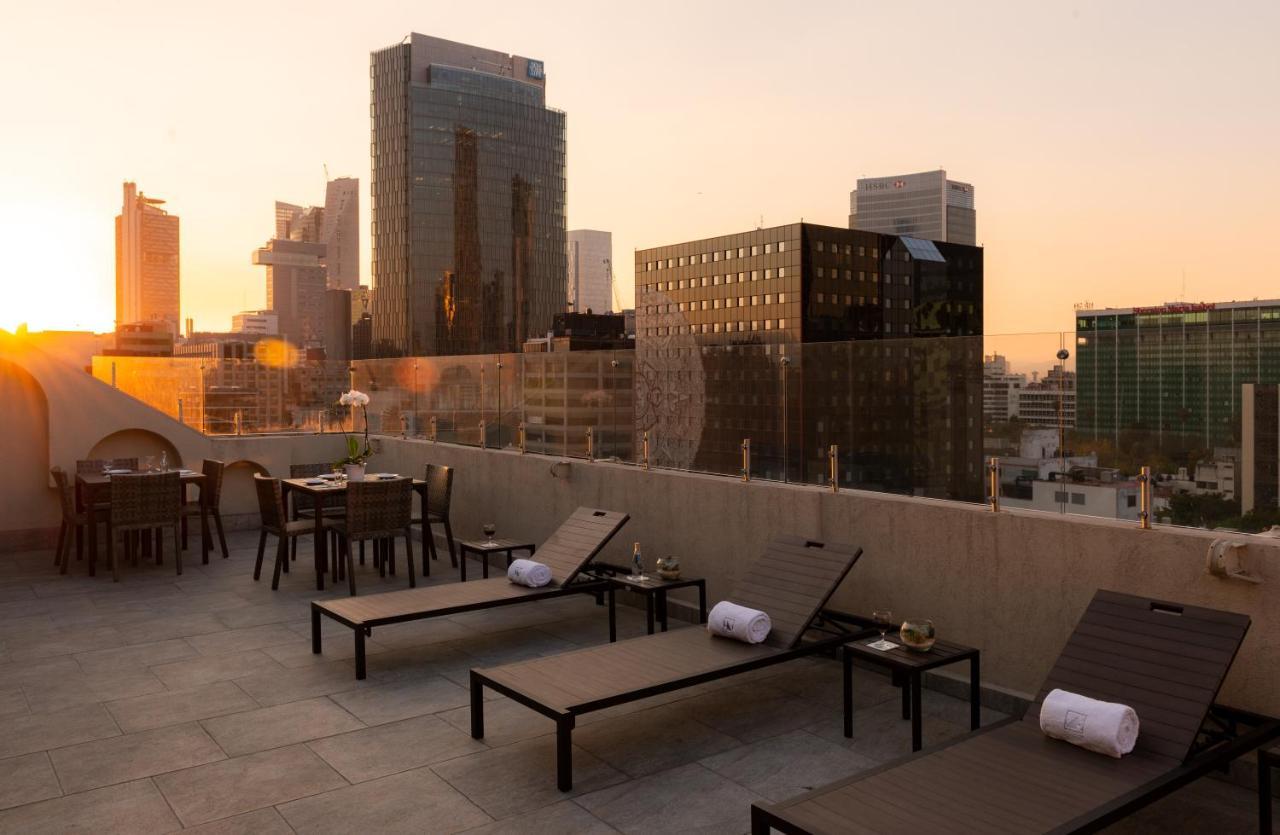 Eurostars Zona Rosa Suites Meksyk Zewnętrze zdjęcie Rooftop pool at the Hotel Indigo Los Angeles Downtown
