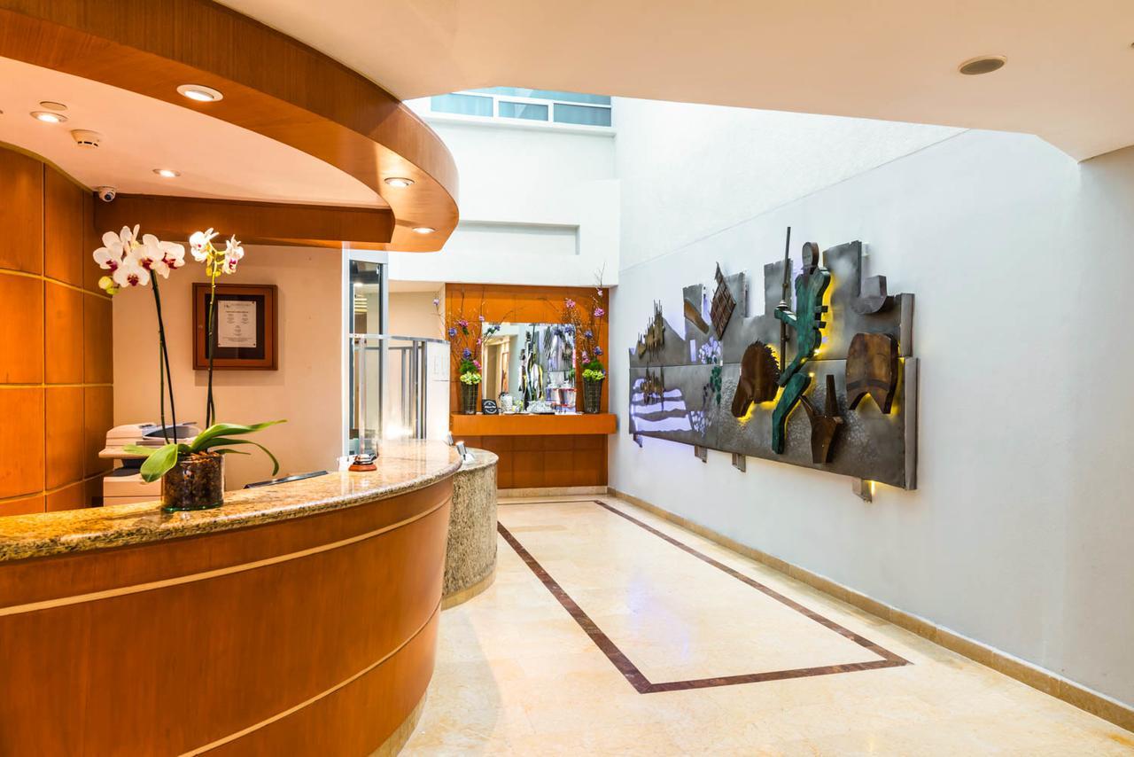 Eurostars Zona Rosa Suites Meksyk Zewnętrze zdjęcie The lobby of the hotel